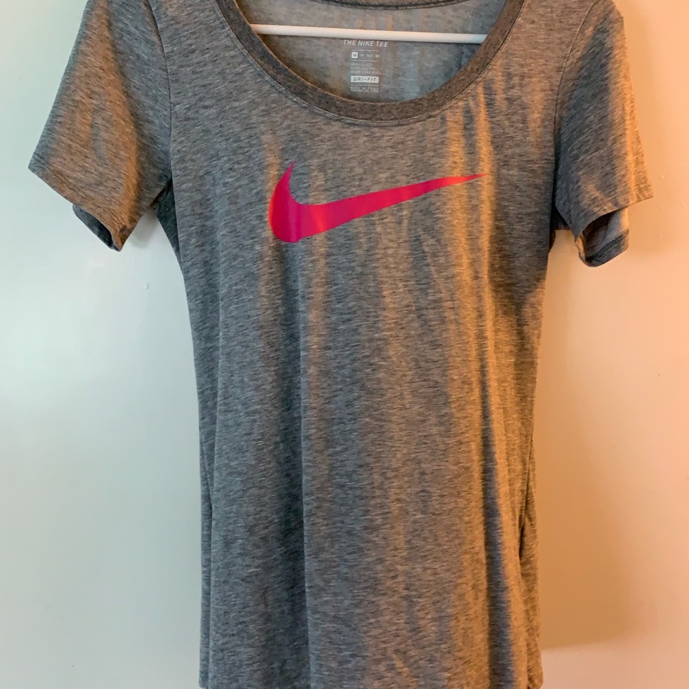 NIKE DRI FIT